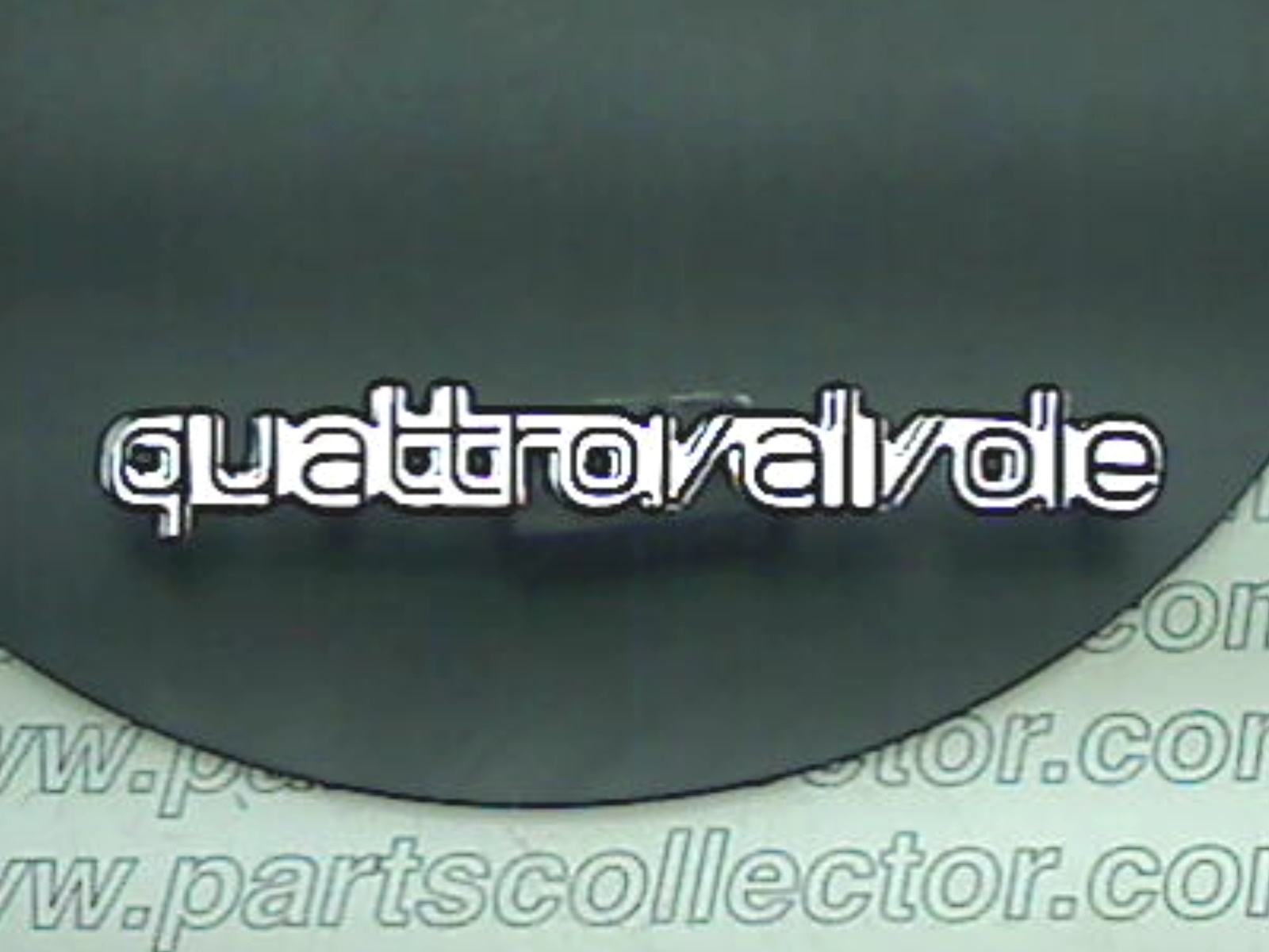 QUATTROVALVOLE BADGE